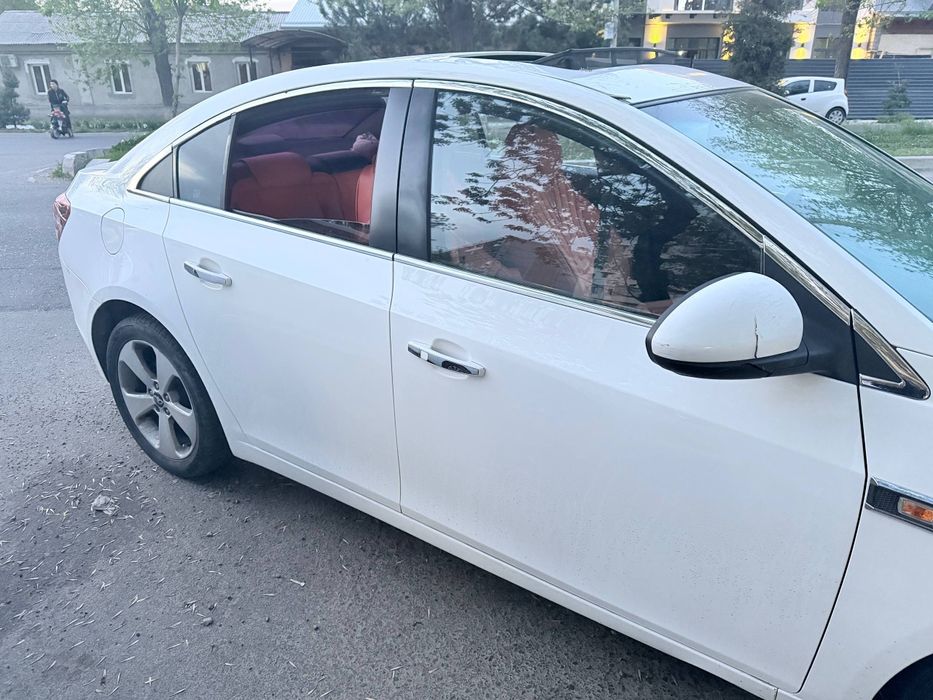 Срочно продается Daewoo Cruze 1,6 автомат