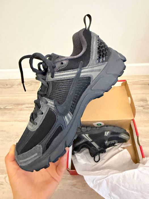 Кроссовки Nike Zoom Vomero 5