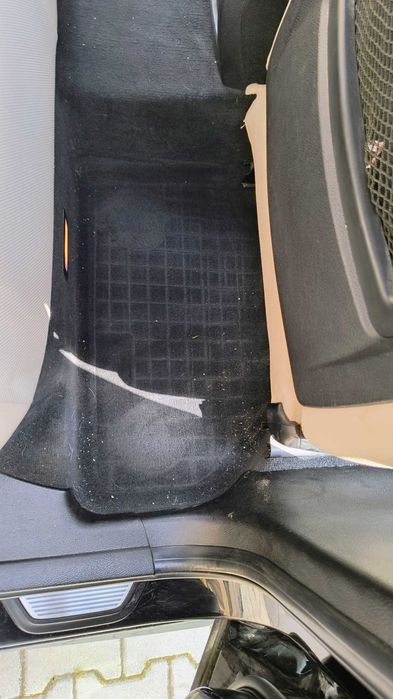 deep cleanning and deatailing