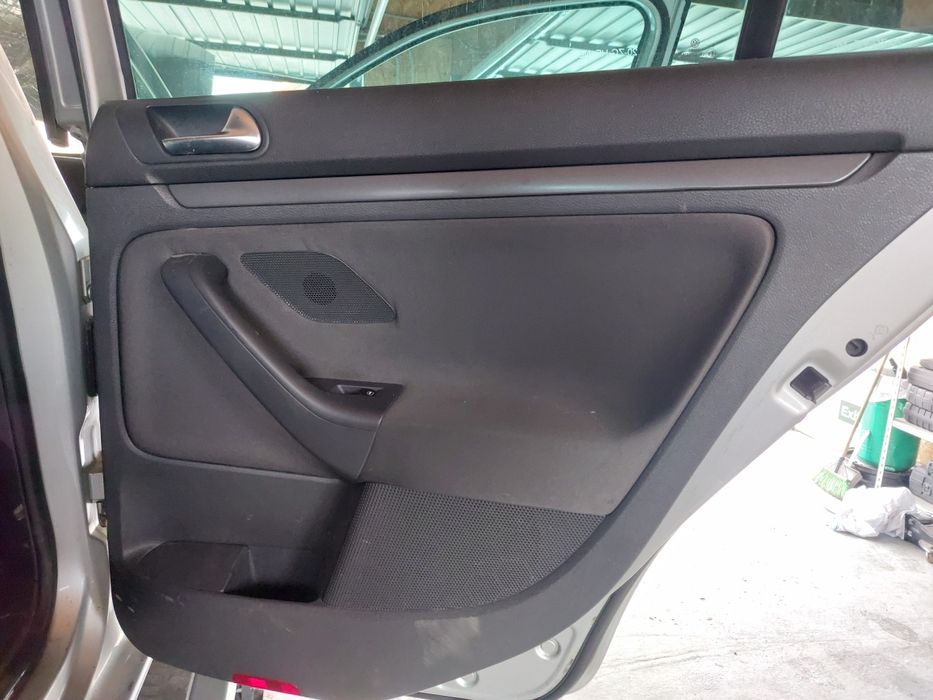 Set fete usi interioare Volkswagen Golf 5 Break Avant Europa
