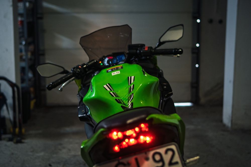 Kawasaki Ninja 650 (2018) • 13000km • limitabil  la ( A2 / 35kw )