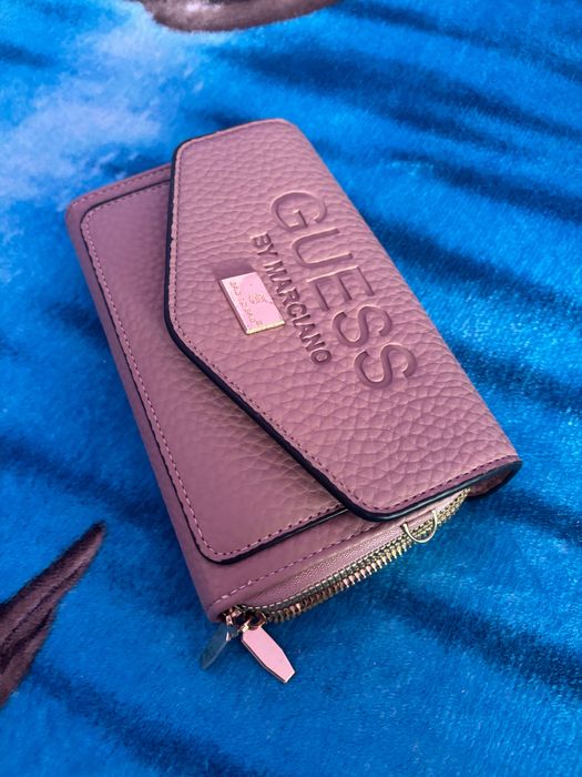 Vând genți quess originale