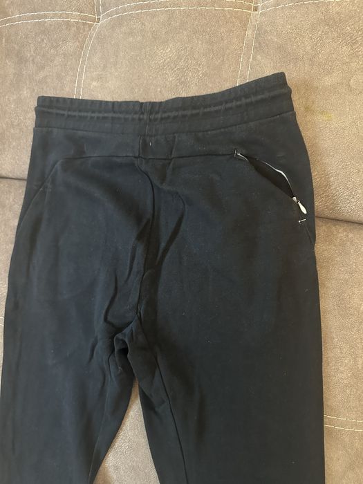 Pantaloni trening moderni barbati zara L
