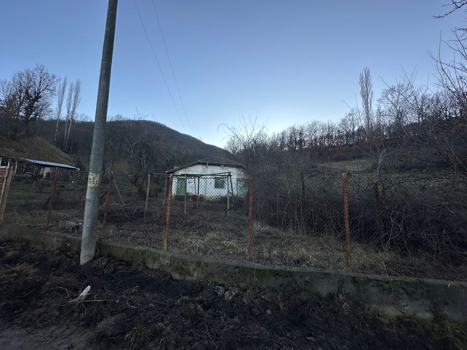 Продава се Къща в Благоевград, Запад - 30 кв.м за 1067 €/кв.м - Снимка #2