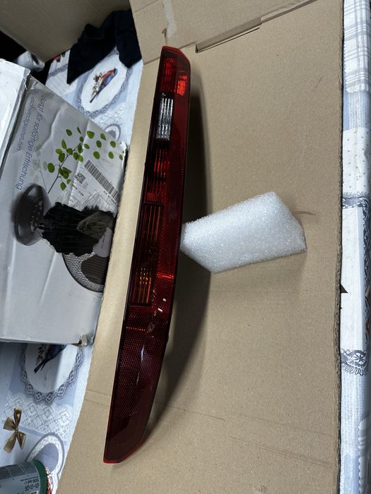 Stop dreapta bară spate audi q7.4m.cod:4m0945096.