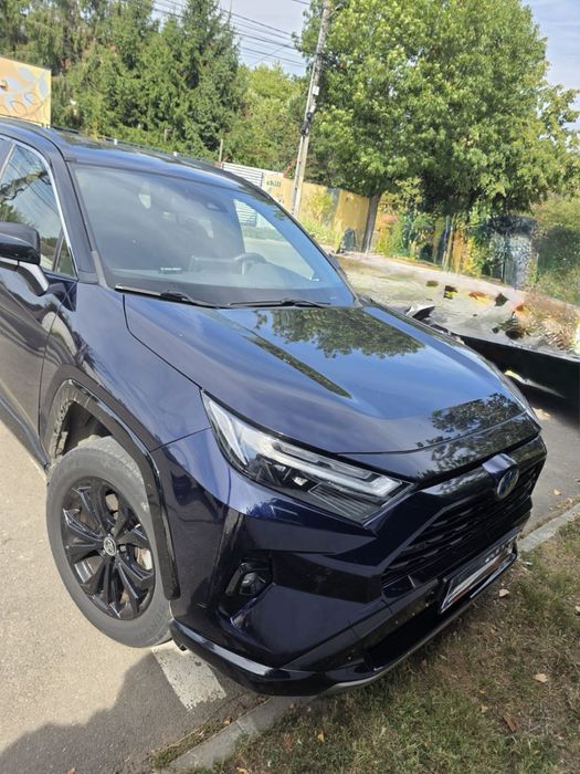 Vand Toyota Rav 4  echipare Exclusiv
