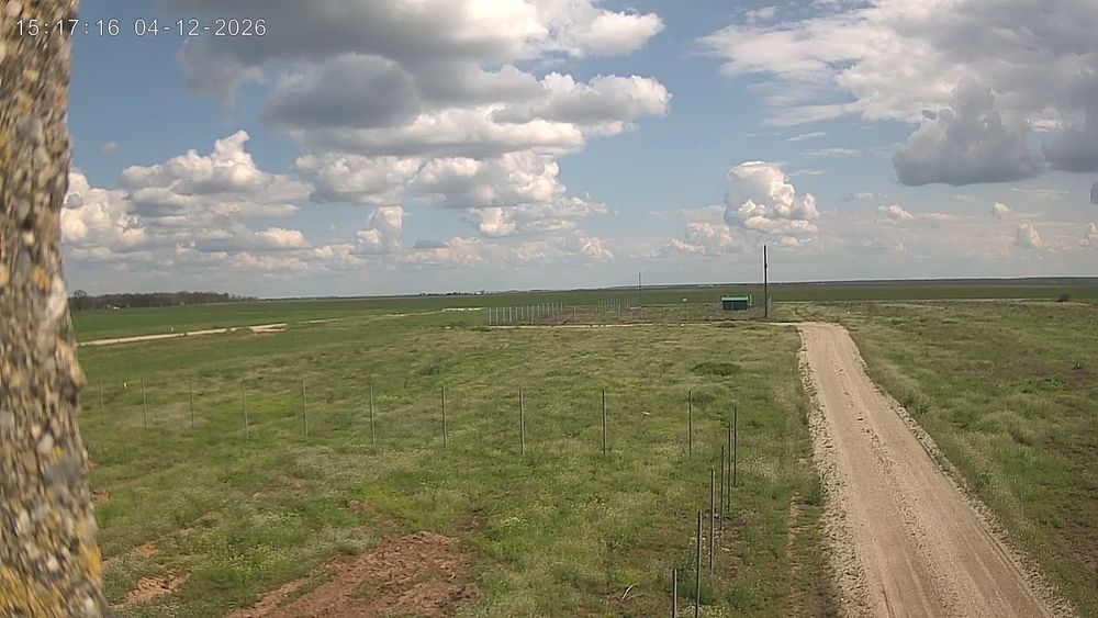 Ocazie. Teren Intravilan. Locatie superba cu lacuri si paduri, aer curat-Comunitate in crestere in mijlocul naturii(25 de proprietari+).Zona Frumusani