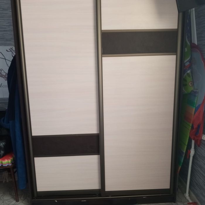 Продам шкаф купе