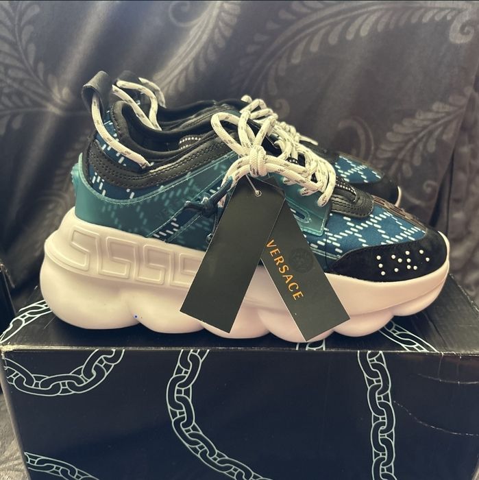 Versace Chain Reaction