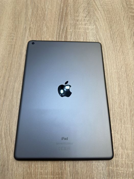 Продам iPad 8 (Айпад 8)
