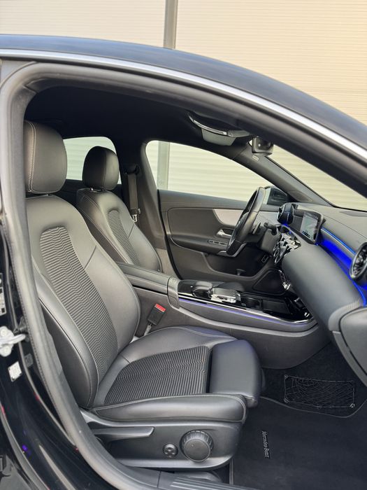 Mercedes-Benz CLA 180 d Automat 2020 LED Cockpit MBUX Garantie 1 an