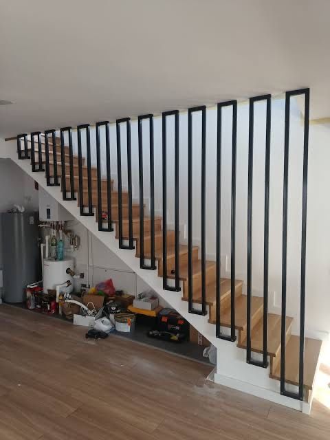 Balustradă metalică, riflaje balcoane,porți,
