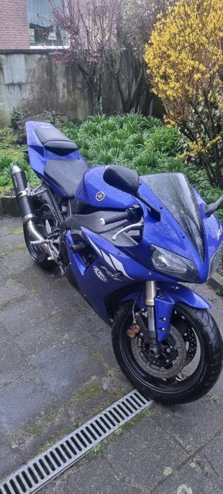 Yamaha r1 1000cm3