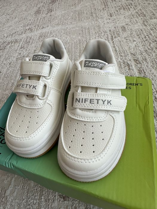 Новые детские кеды для девочек