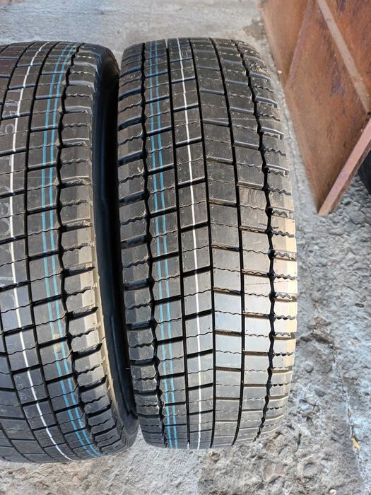 2 Нови товарни гуми 265/70 R19.5 Continental HD3 140/138M M+S 3PMFS