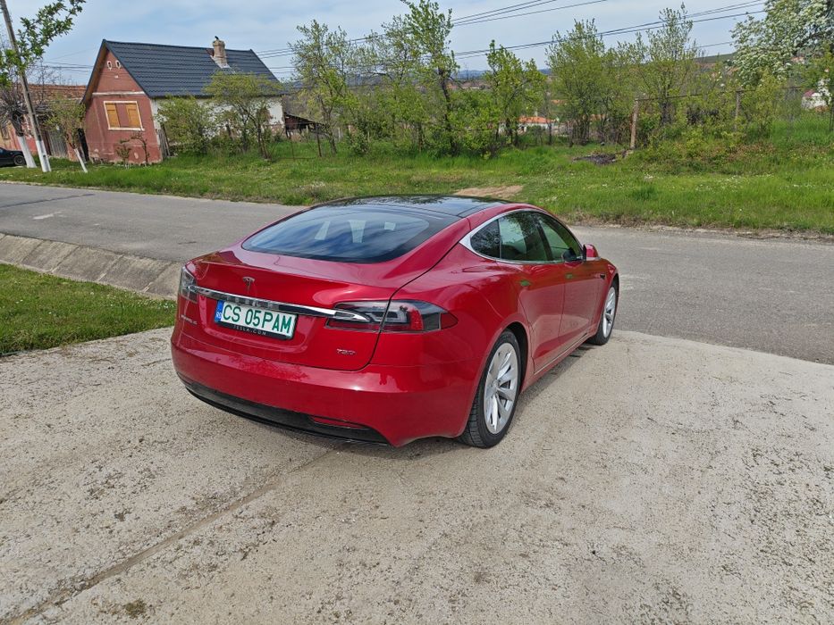 Tesla model S 75d 525cp dual motor
