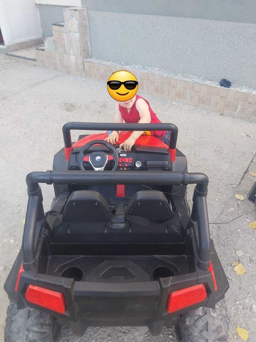 Mașinuță electrică copii 4x4 (4 motoare), 2 locuri, tip jeep – stare bună