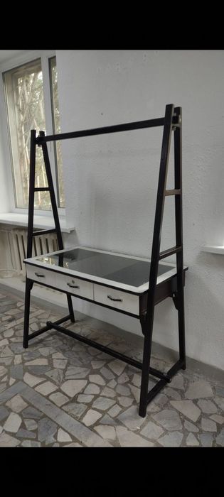 Стол для маникюра