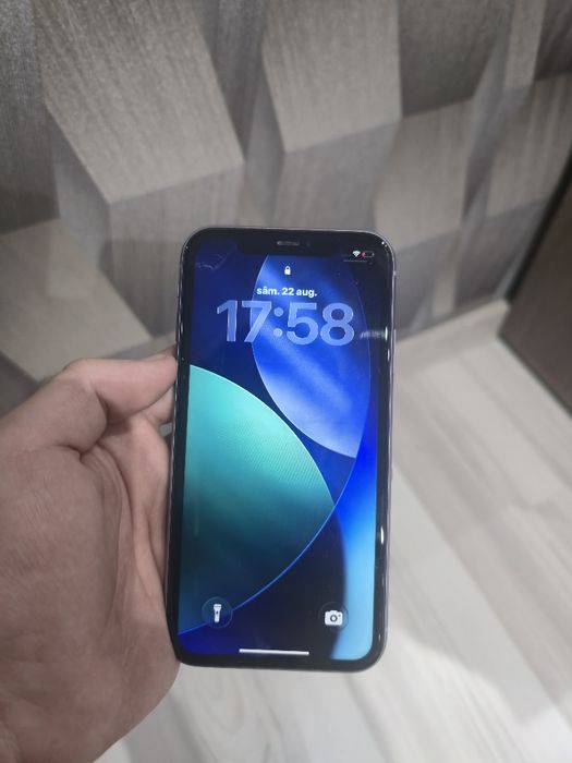 Vand iphone 11 64GB