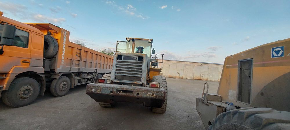 Продам Фронтальный погрузчик