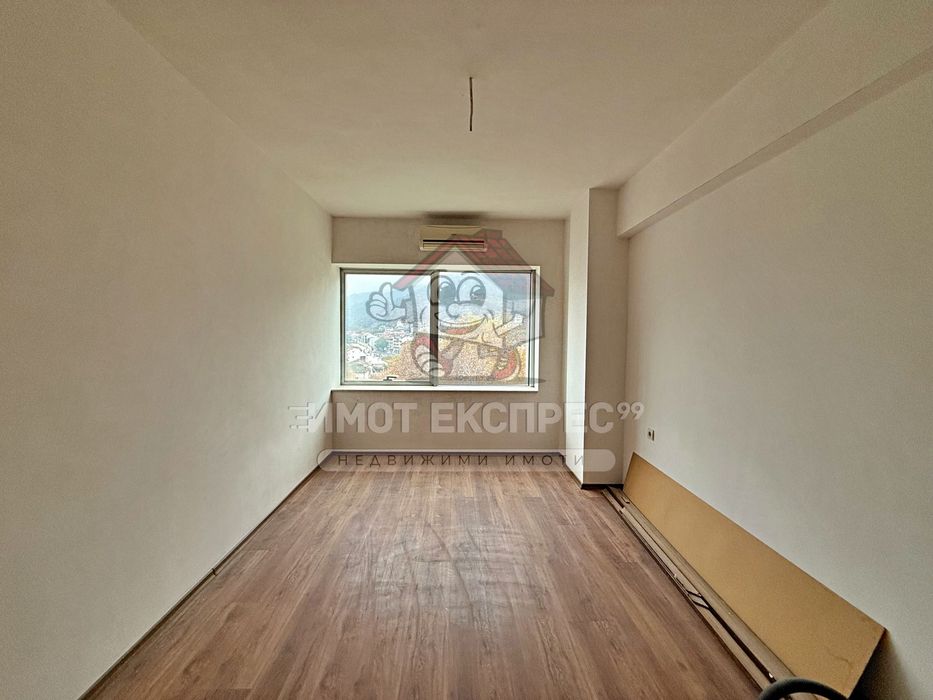 Продава се Тристаен апартамент в Асеновград - 101 кв.м за 1288 €/кв.м - Снимка #12