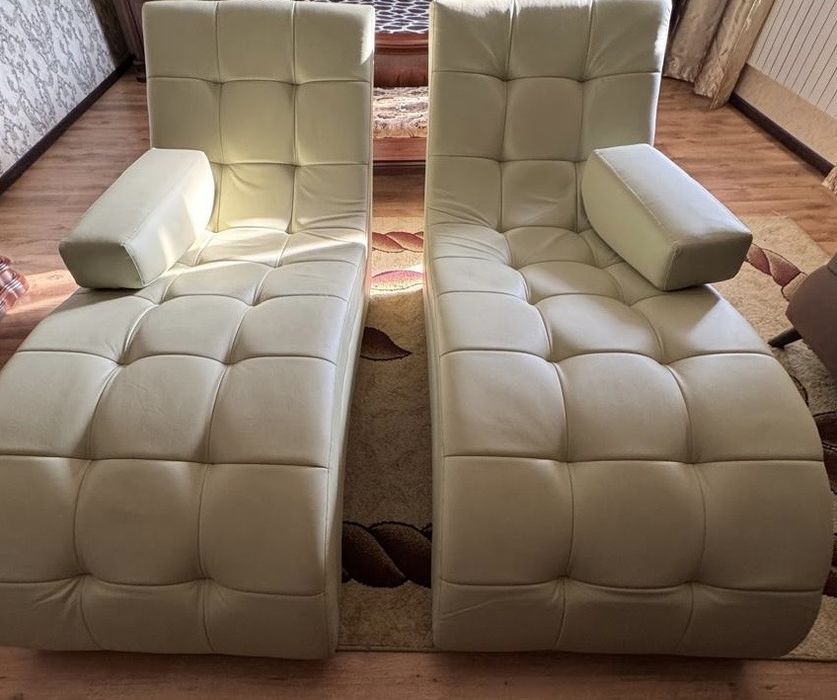 Шезлонги кушетки софа