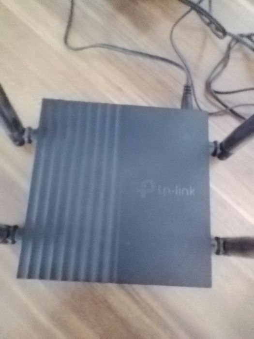 Продам роутер tp-link