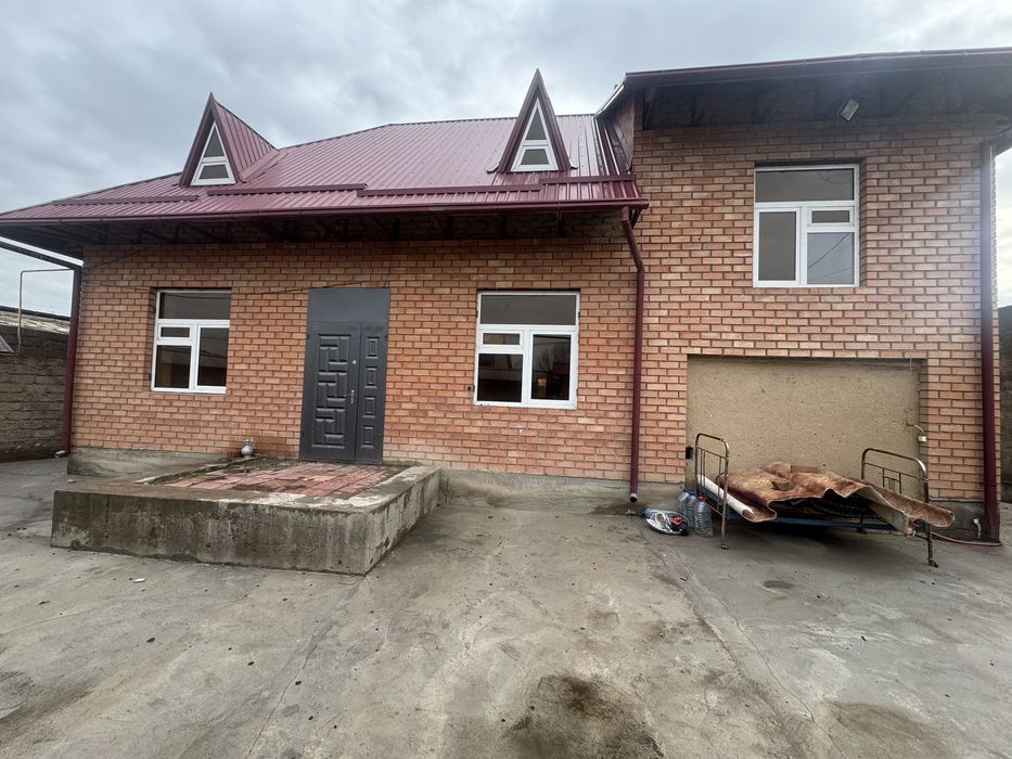 Uy sotiladi 6 sotix BEKTEMIR