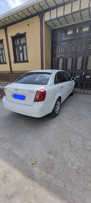 Jentrra 1 yevro avtomat 2015 yil obmen malibu 1