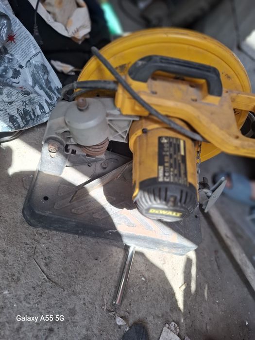 Пила монтажная Dewalt 28710