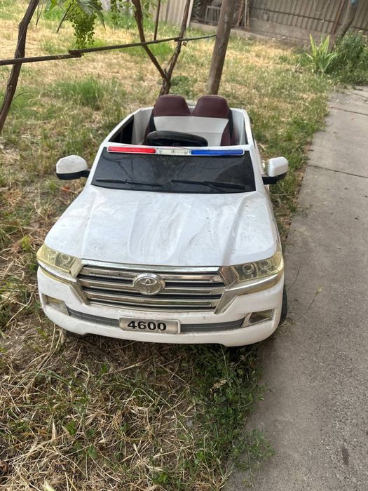 Продается Детская машина