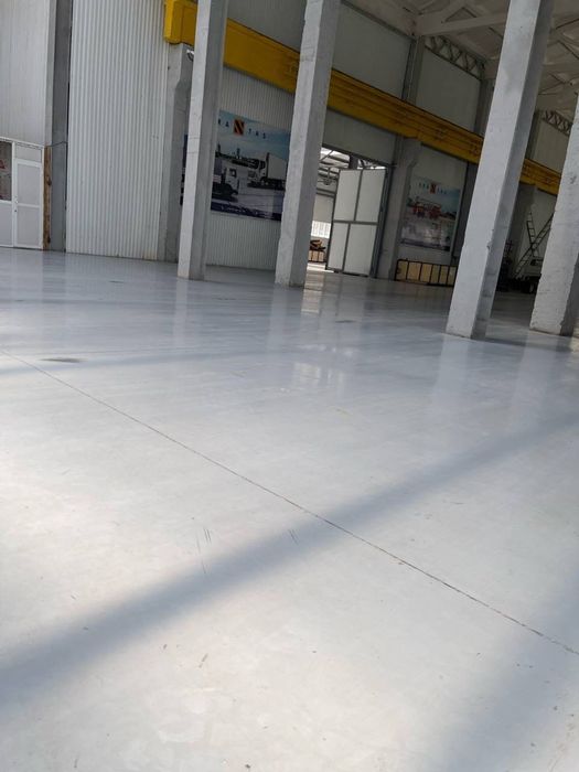 Краска серая Bands для бетонных полов