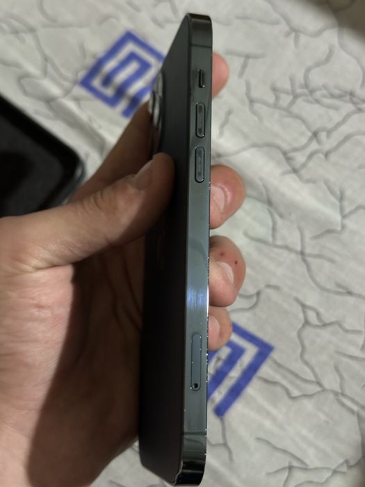 12 pro LLA sotiladi arzon