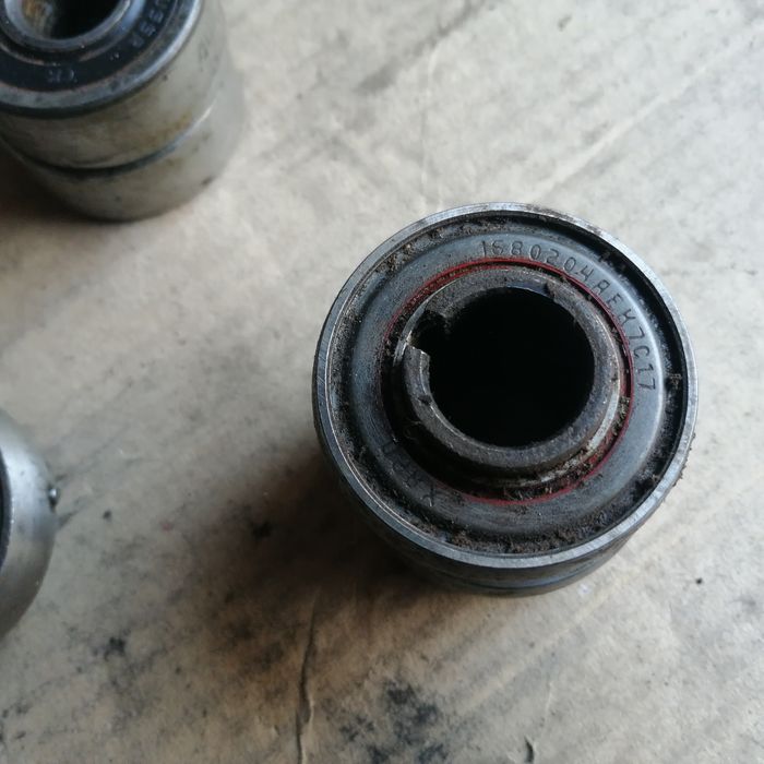 Продам подшипники