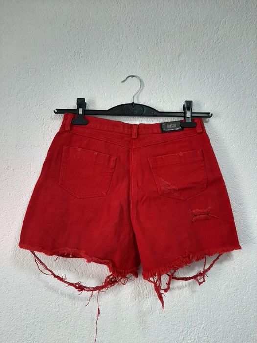 Къси панталонки Alessa