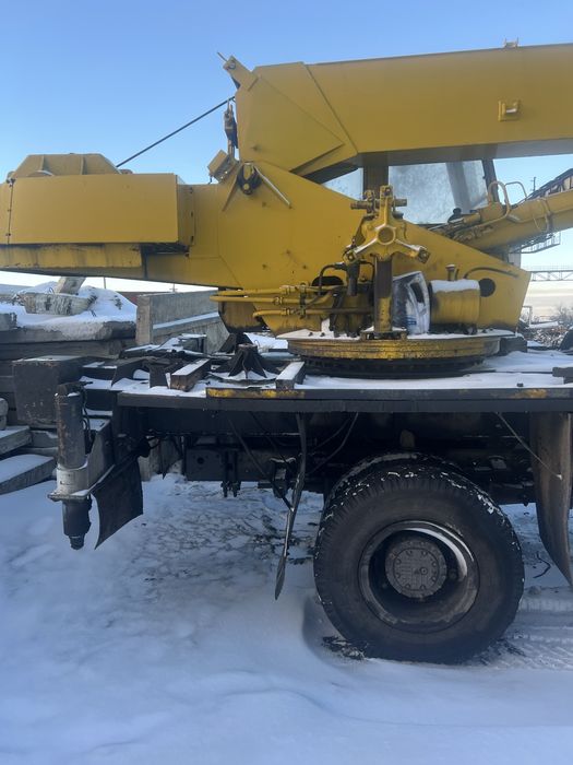 Продам кран в хорошем состоянии