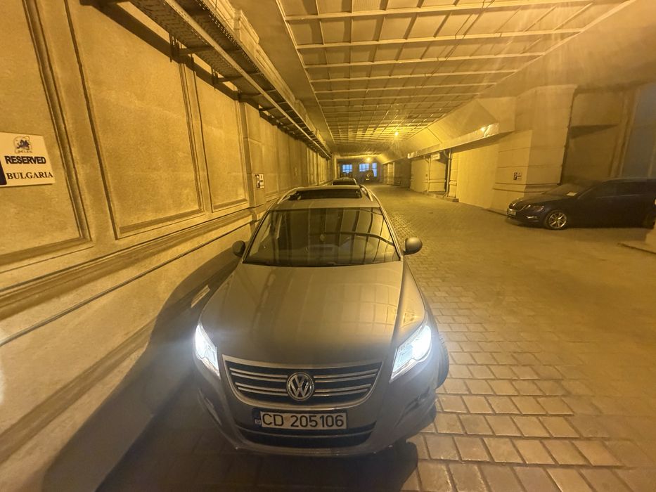 Volkswagen Tiguan R-Line 2.0 TDI 140 CP DSG • Full Option • 2010