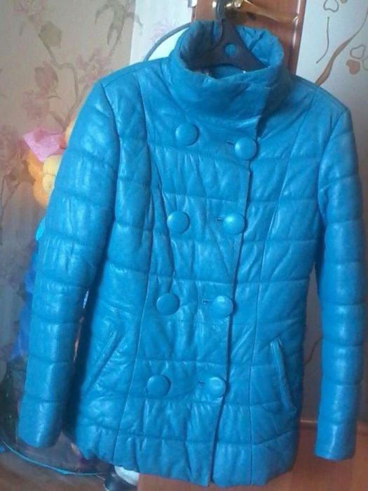 Продам кожаную куртку