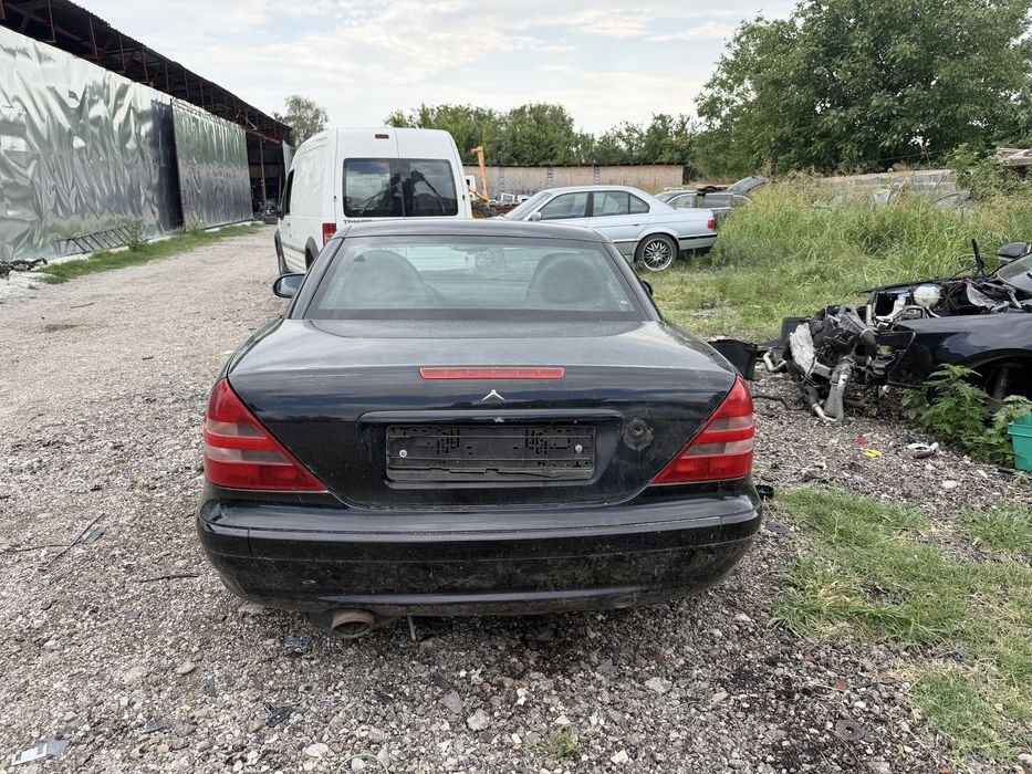 Мерцедес SLK 2.0 бензим компресор само на части