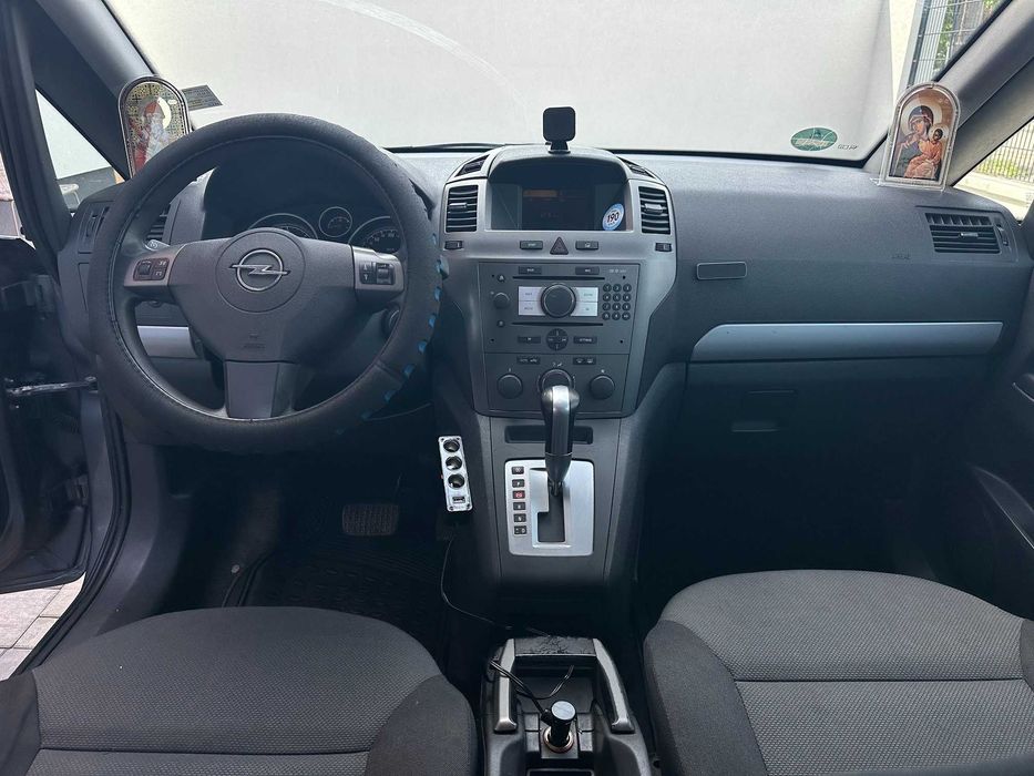 Opel Zafira B 1,9 cdti 2008 automata 7 locuri accept variante !