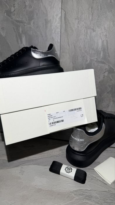 Alexander McQueen autentici
