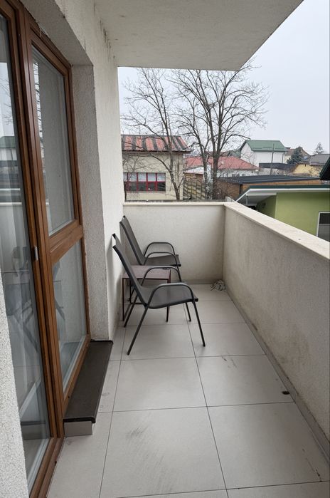 Apartament de inchiriat ,2 camere ,strada Toamnei nr 30,Negociabil