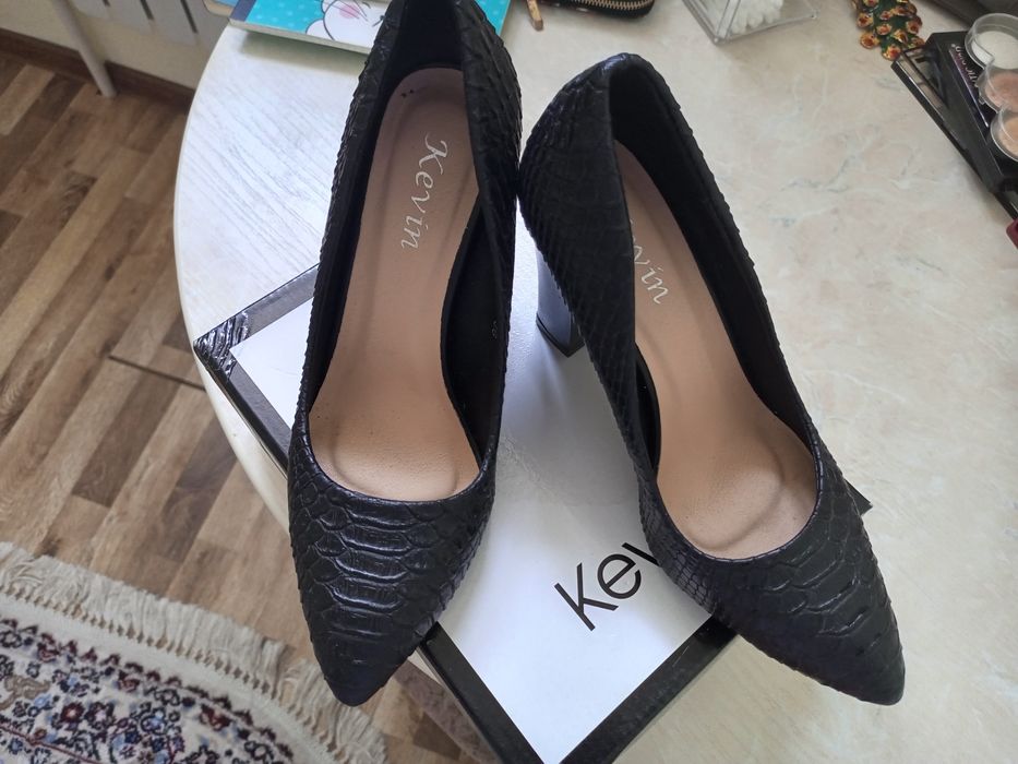 Продаются туфли!