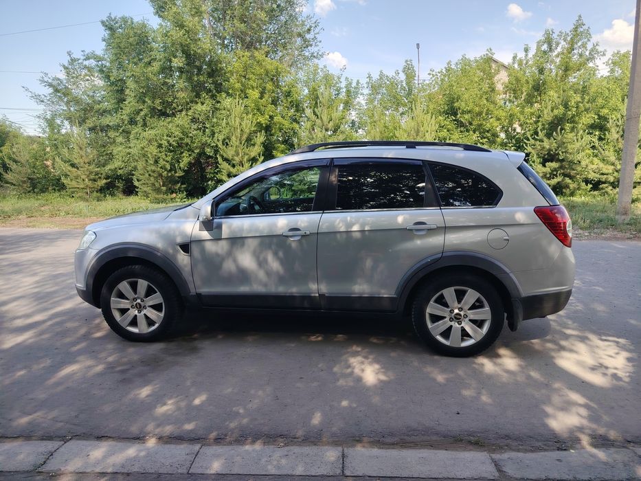 Продам Шевроле Каптива