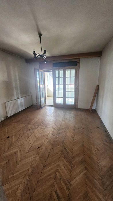 Vand apartament pe 2 nivele Complex Studentesc/str Cluj