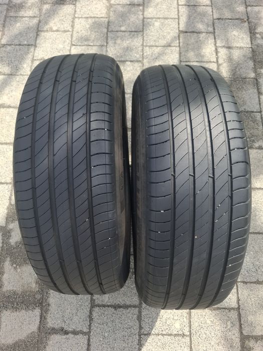 Vând cauciucuri Michelin 215.65.17