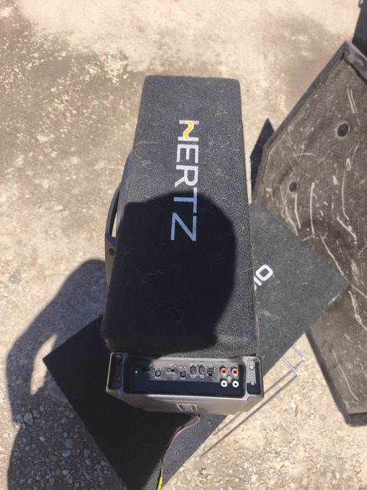 Бас каса с усилвател