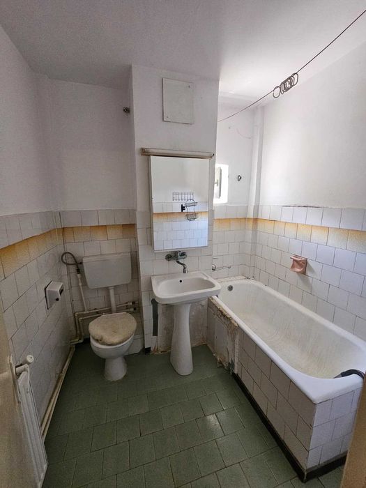 Apartament 2 camere decomandat zona Narcisa - strada Bicaz