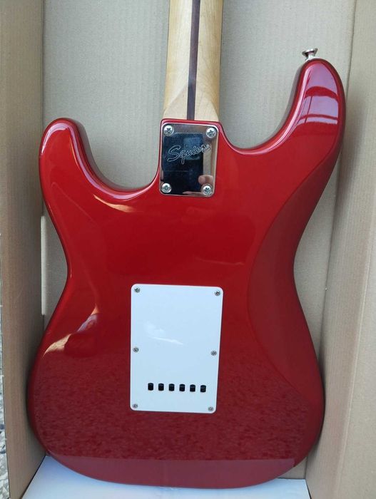 Продавам "Fender Squier Affinity"