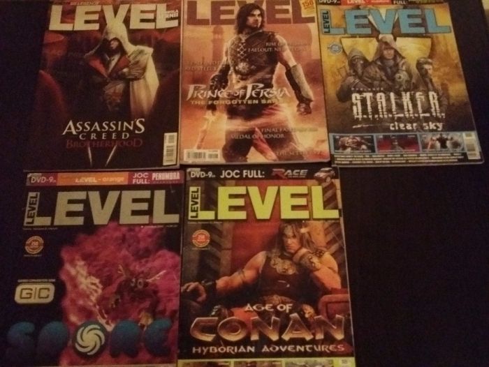 Reviste Level colectie